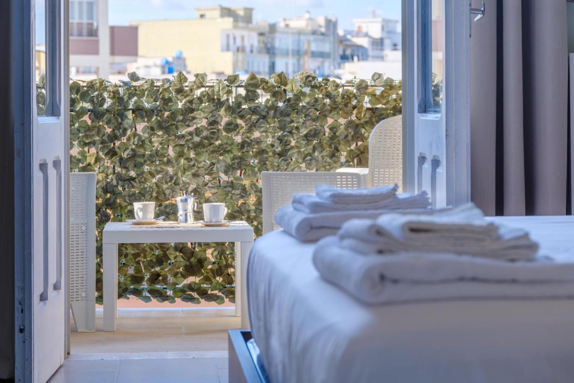 Reale Flats Lecce
